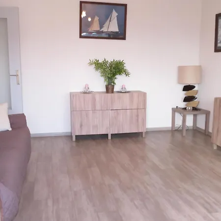 2p Climatise Avec Parking, Piscine, Proche Plages Et Commerces A - Fr-1-780-63 Apartment Sainte-Maxime