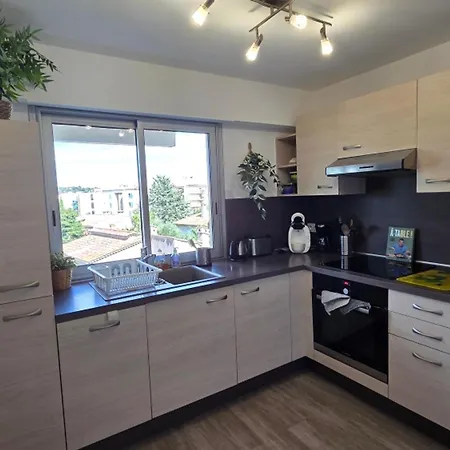 2p Climatisé Avec Parking, Piscine, Proche Plages Et Commerces à - Fr-1-780-63 Appartement Sainte-Maxime